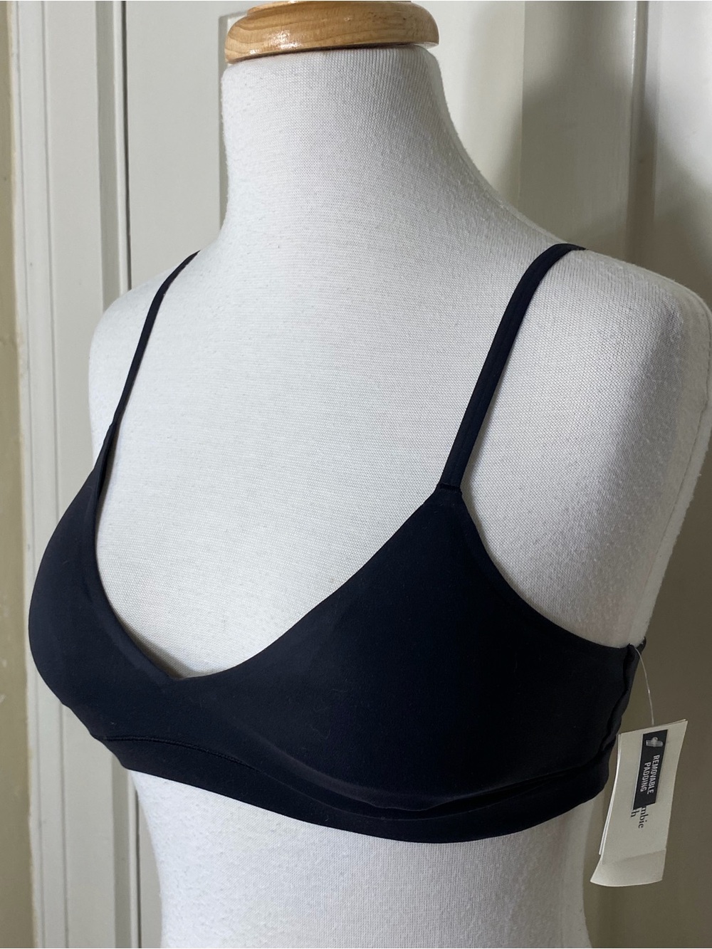 Abercrombie & Fitch Black Wireless Thin Convertible Straps Bralette Bra XS NWT